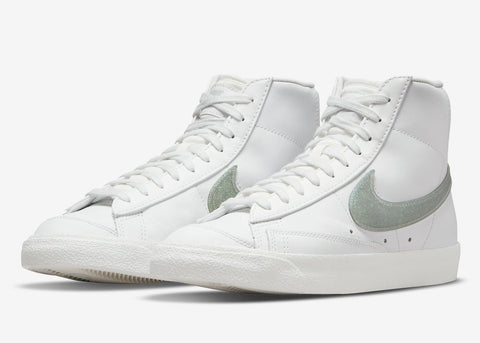 Nike Women's 'Blazer Mid '77 Essential'  - Summit White/Dusty