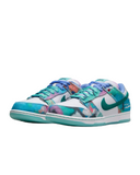 Nike SB x Futura Laboratories 'Dunk Low' Shoes - White/Geode Teal