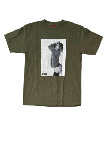 V/SUAL 'Arched Pose' Tee - Army Green